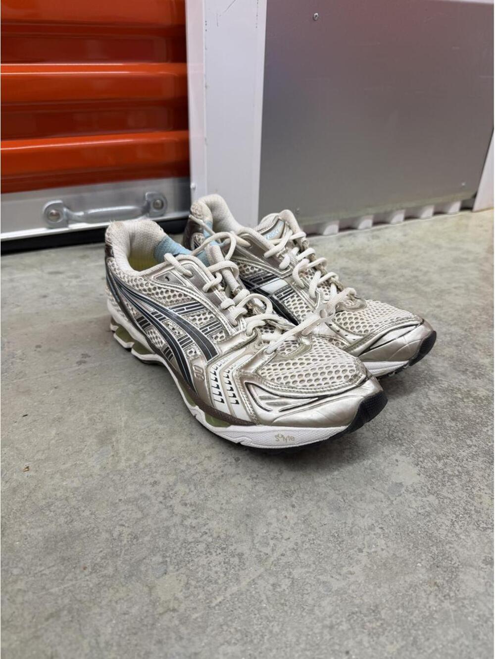 asics gen kayano 14 white brown and blue running shoes size 12 MENS